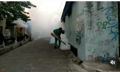 de