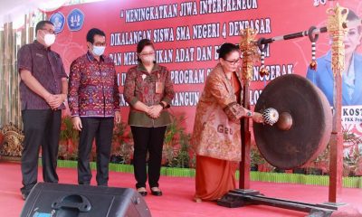 ny. putri koster