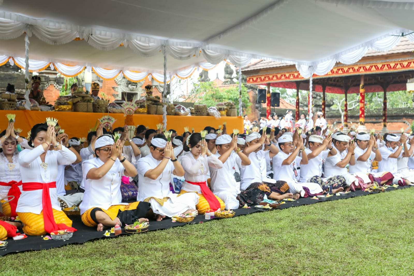 Bupati Giri Prasta