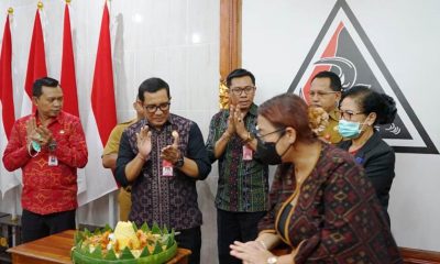 Resmikan Gedung Marhaen