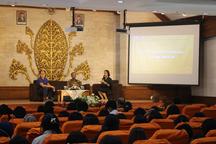 seminar internasional