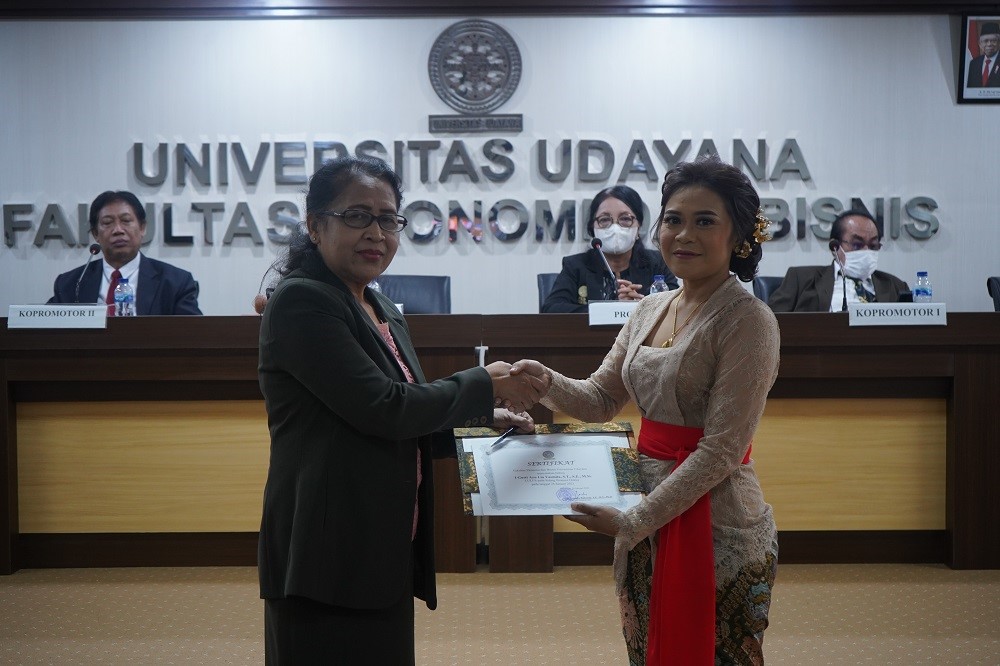 ayu lia