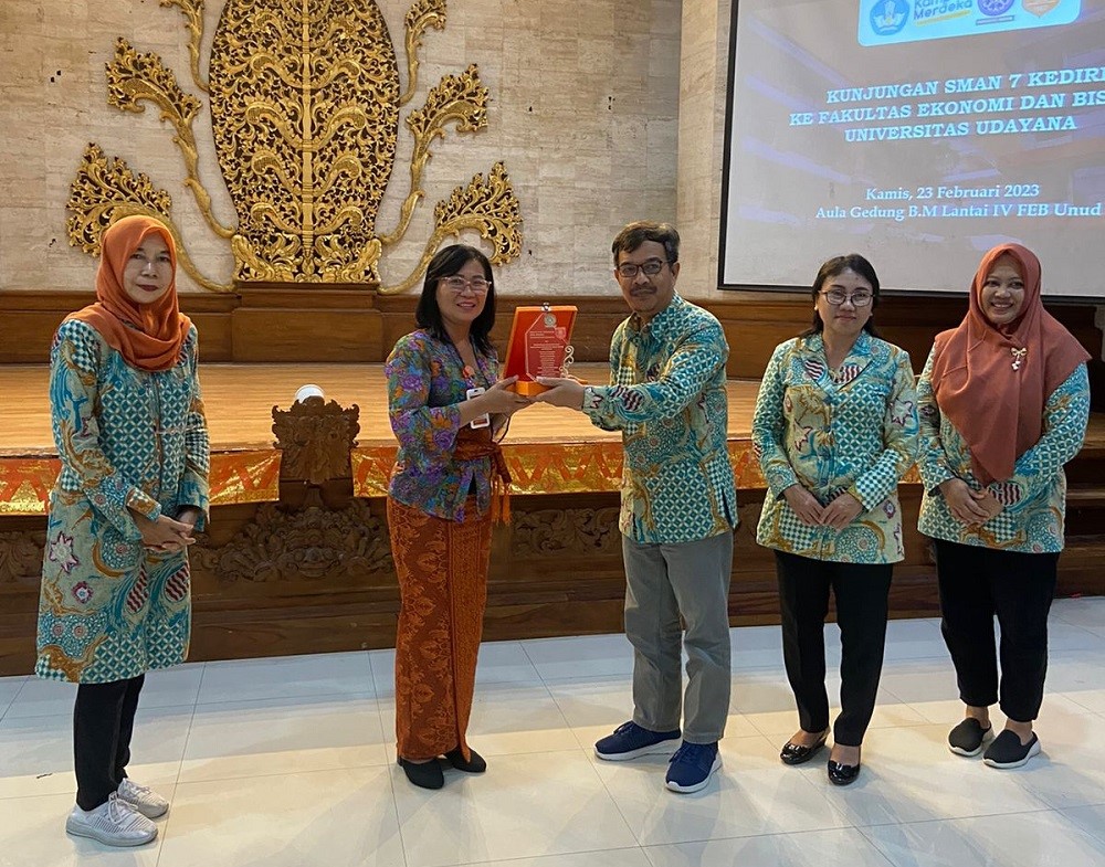 kunjungan