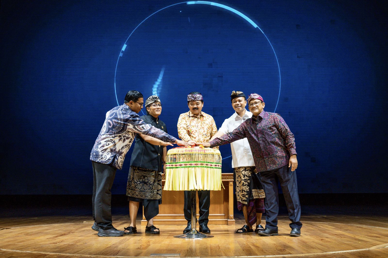 Menteri Hadi Tjahjanto Launching Kabupaten Badung Lengkap Pertama di ...