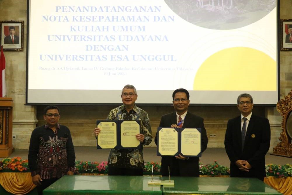 univ es unggul