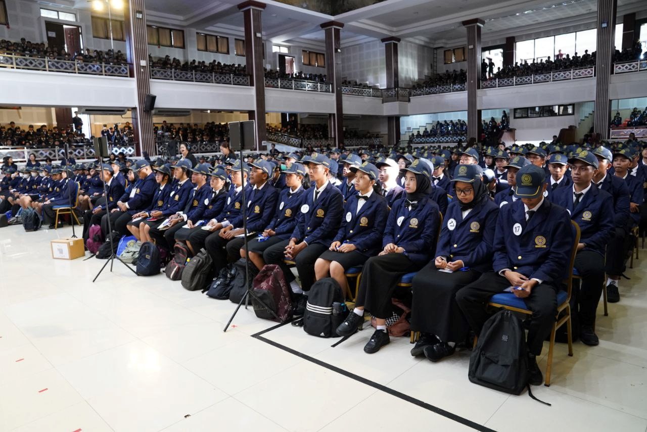 mahasiswa baru