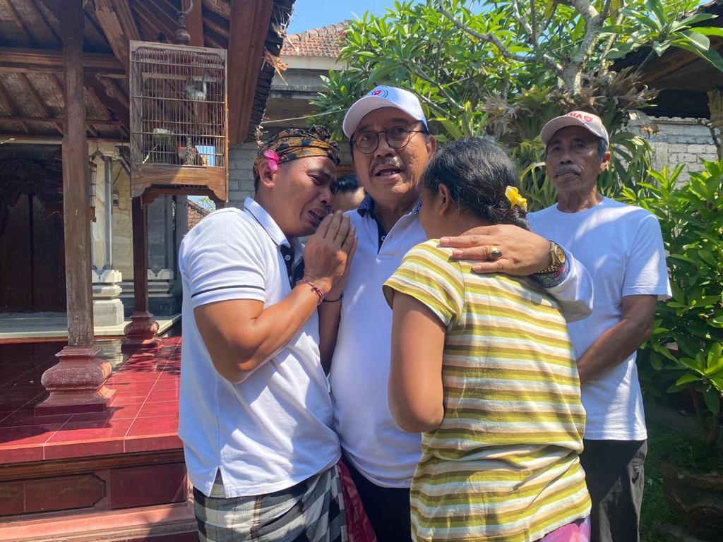 Lift Jatuh Ubud