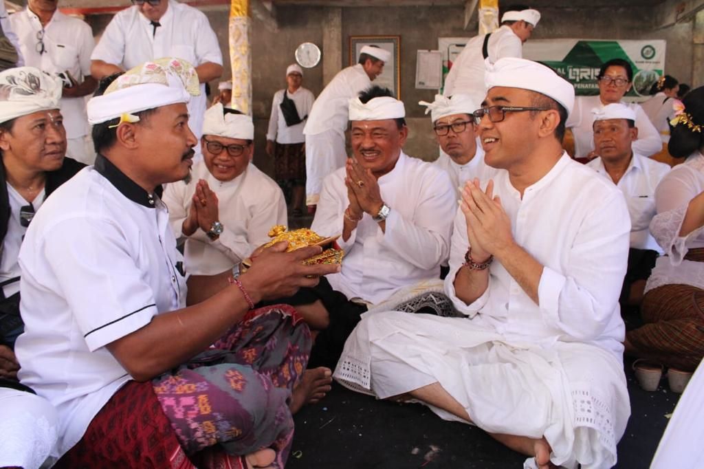 ngaturang bakti penganyar