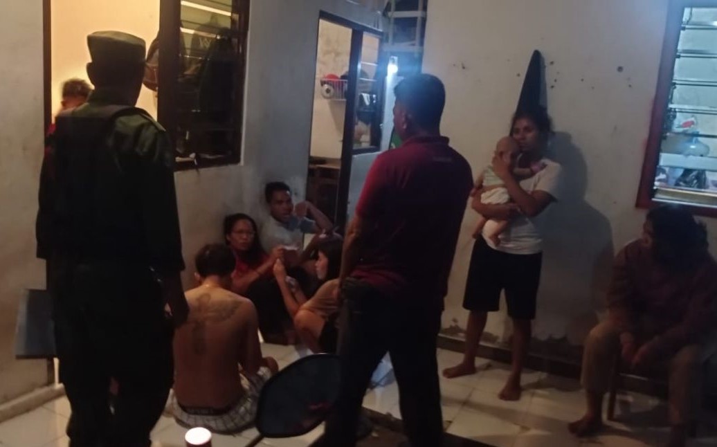 Kelurahan panjer mendata penduduk