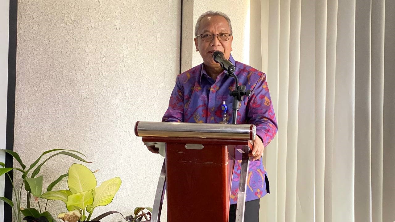 wakil rektor unud saat sosialisasi Penerimaan Mahasiswa Asing unud