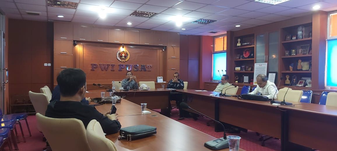 rapat perdana PWI pusat