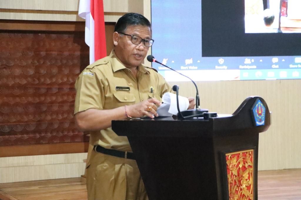 Sekda Alit Wiradana