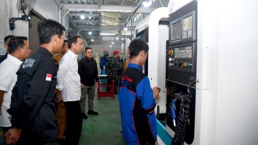 kunjungan presiden ke SMK negeri 3 kota metro