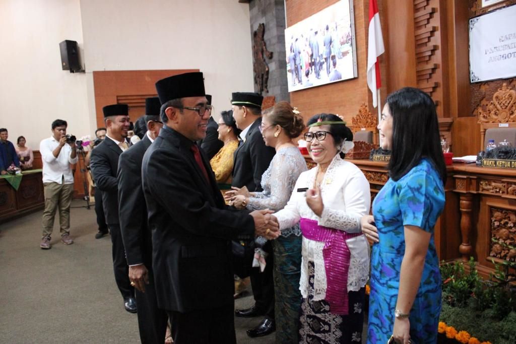 pelantikan paw dprd denpasar