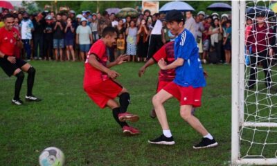 presiden bermain bola di ntt