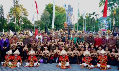 pembukaan denfest