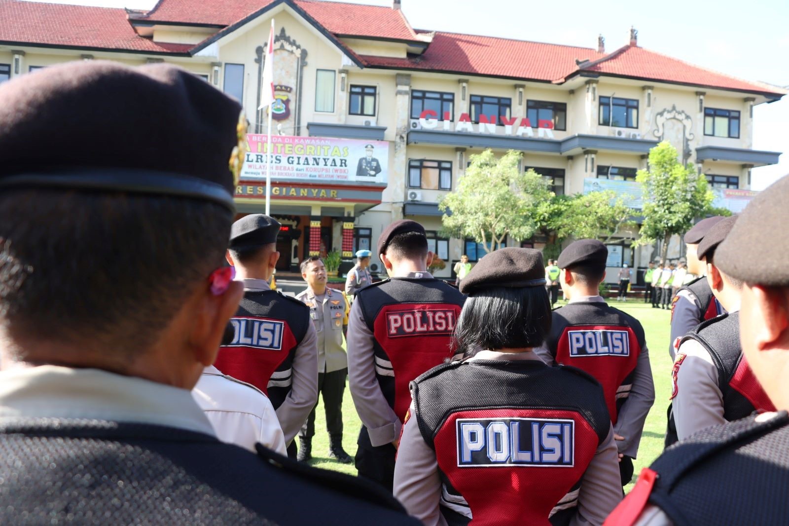 apel fungsi polres gianyar