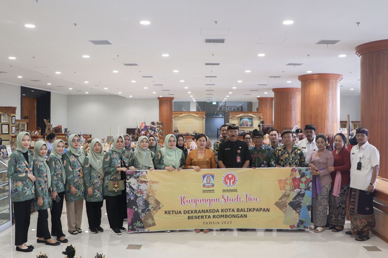 kunja dekranasda balikpapan ke badung