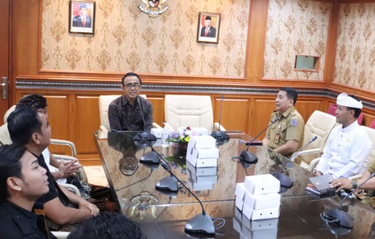 Melepas Matahari 2023