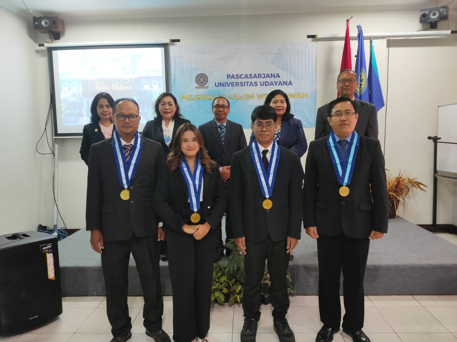 calon wisudawan pascasarjana unud