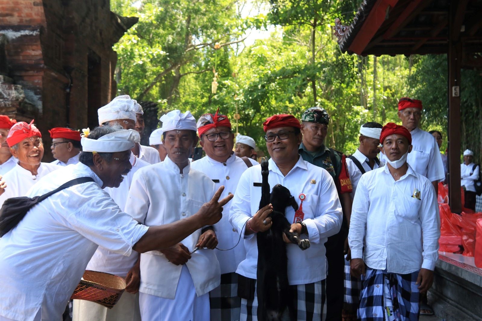 upacara Nangluk Merana