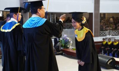 wisuda universitas udayana