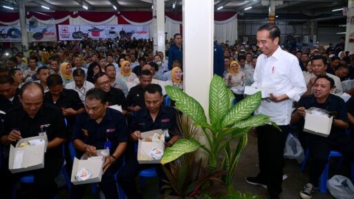 presiden ke pabrik maspion sidoarjo