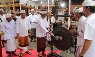 walikota ke pura Dalem Pauman