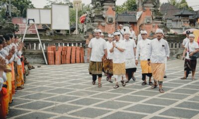 melaspas di Pura Desa batulumbang