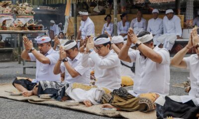 upacara melaspas Pura Dalem Desa Adat Balangan