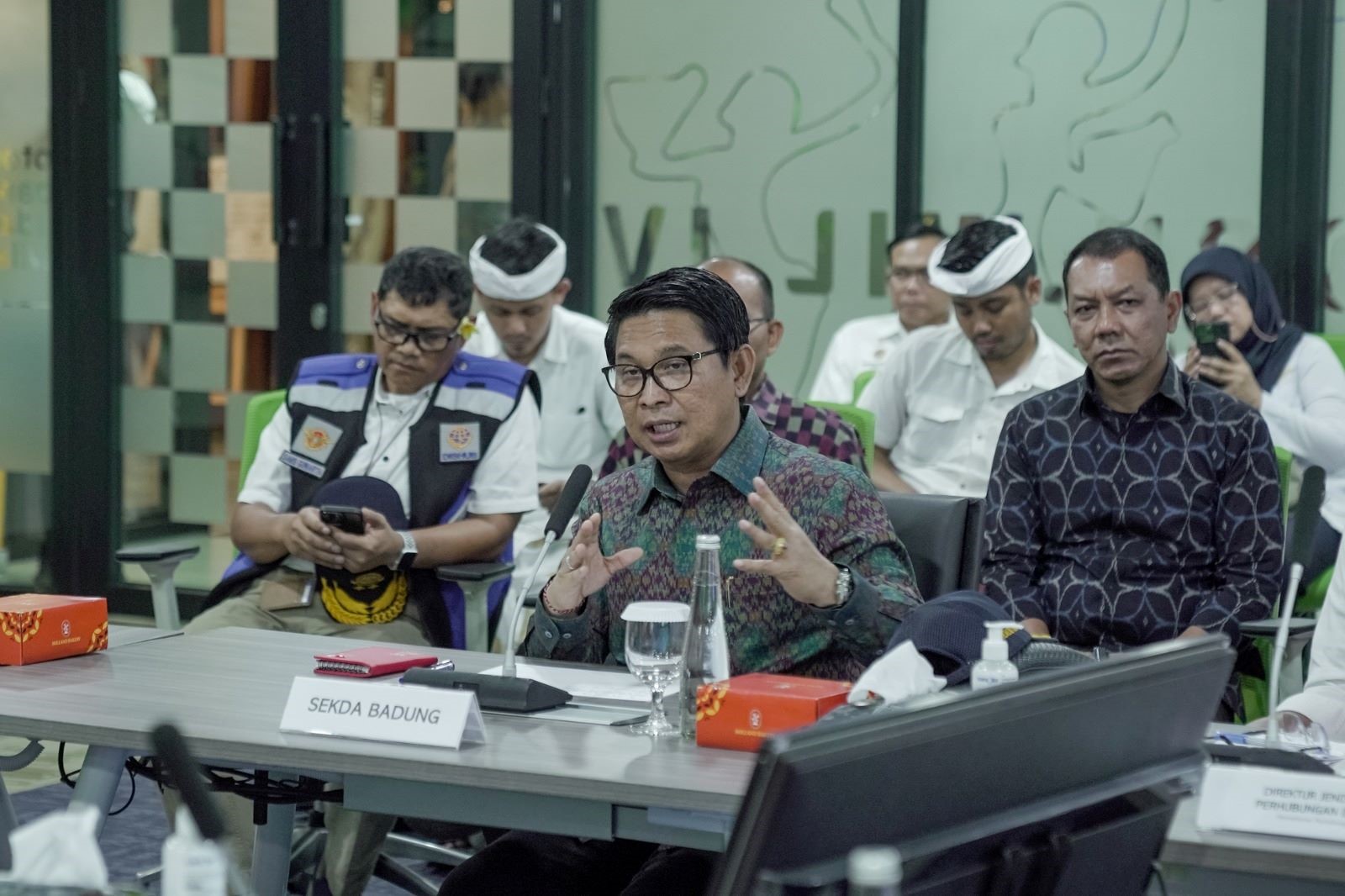 sekda adi arnawa