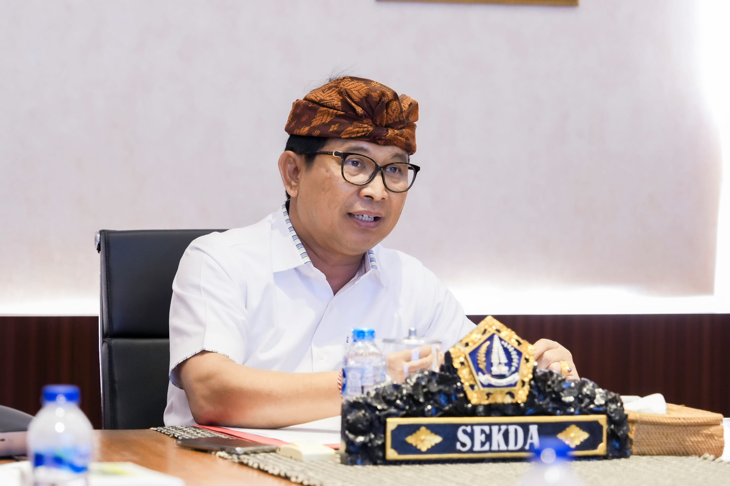 Sekda Adi Arnawa