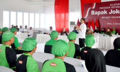 presiden ke Pabrik Tong Tji Tea