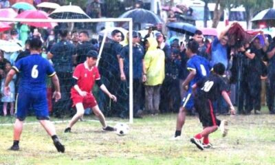 presiden bermain bola
