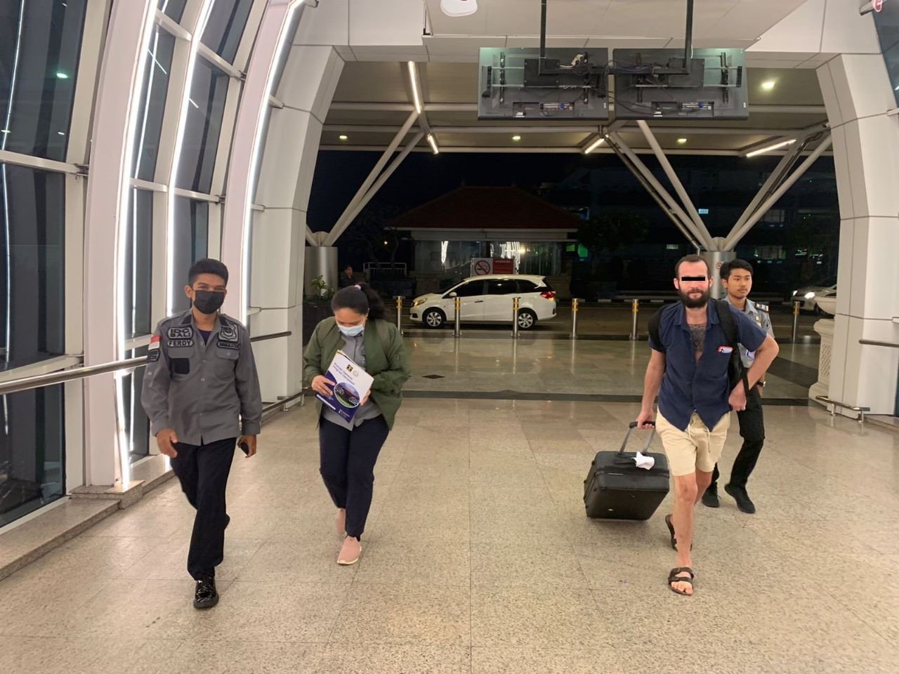 rudenim denpasar deportasi WNA inggris