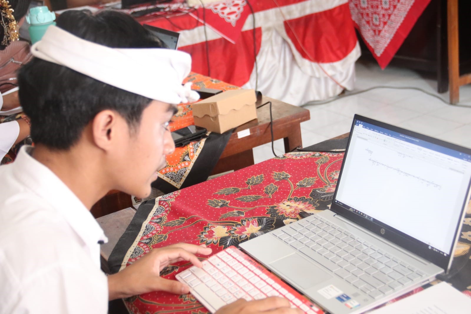 bulan bahasa kabupaten buleleng