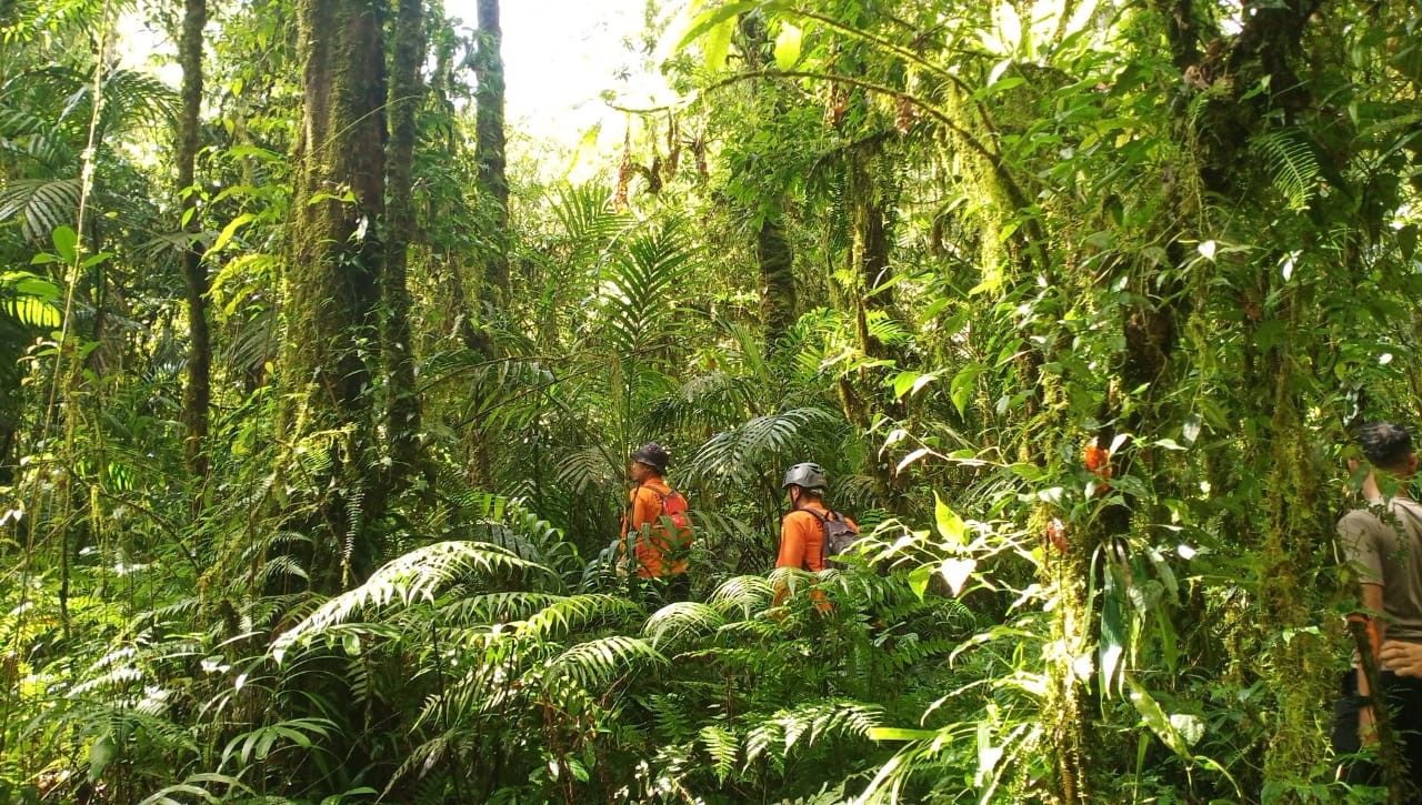 pendaki tersesat di gunung sanghyang