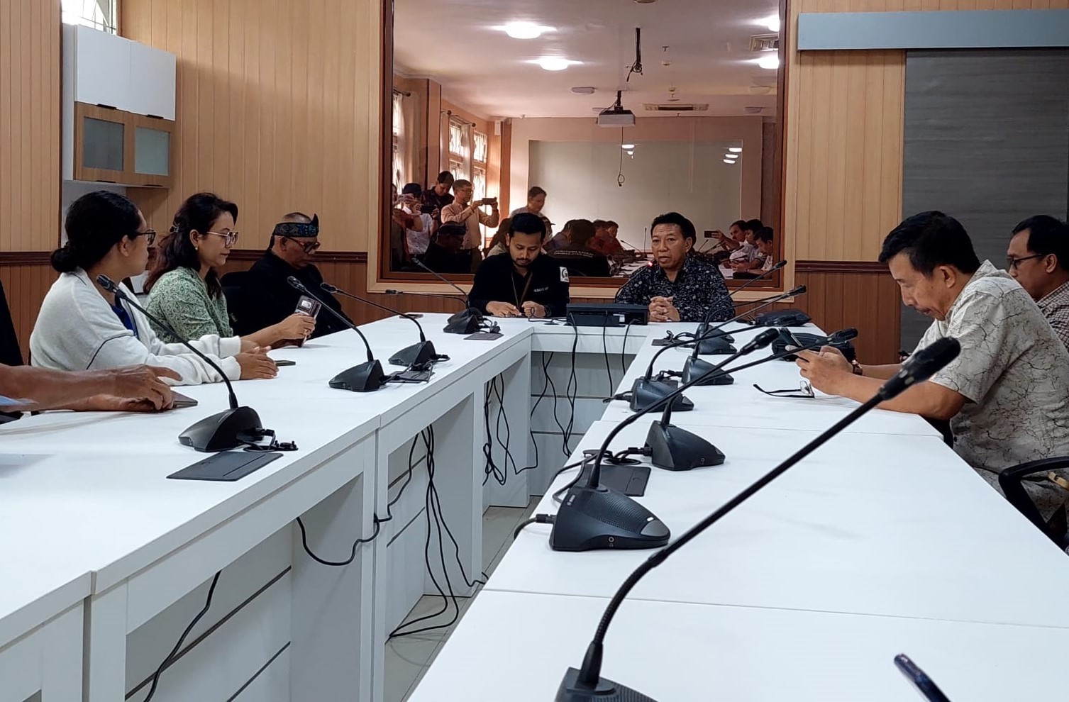 kunjungan dprd badung ke bandung
