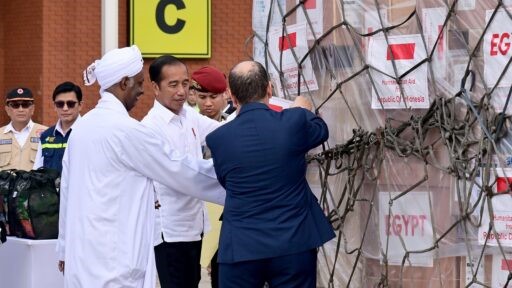 bantuan palestina dan sudan