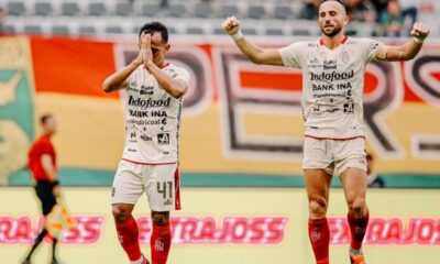 bali united melawan persebaya surabaya