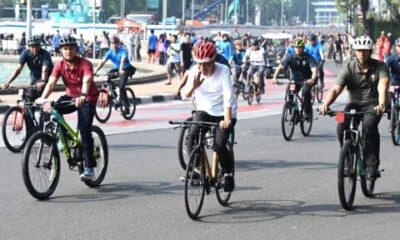 Presiden Jokowi bersepeda