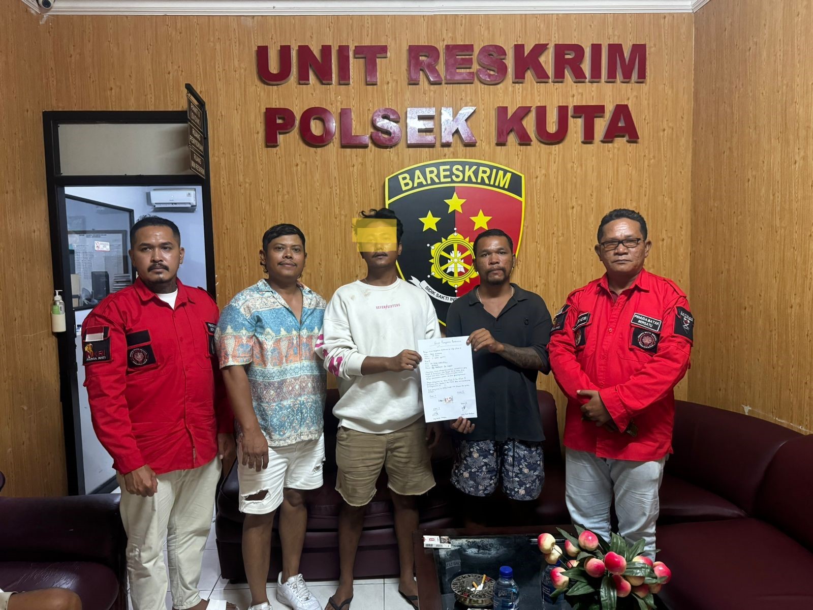 penganiayaan di pantai kuta