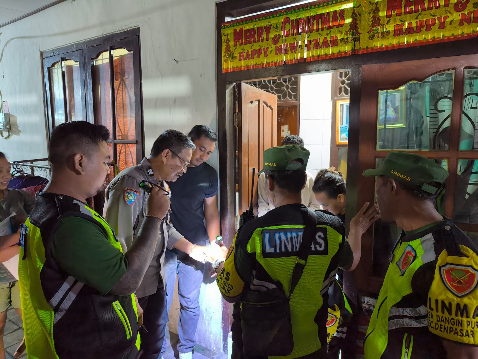 penertiban penduduk desa dangin puri