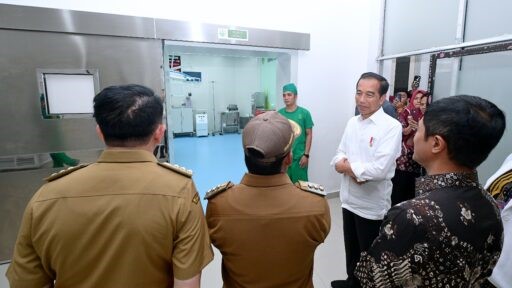 presiden jokowi di rsud rupit