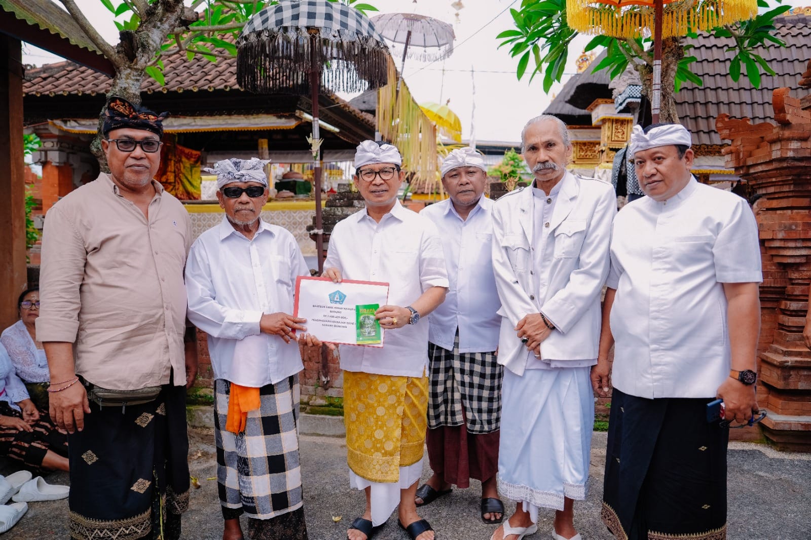 Sekda Adi Arnawa
