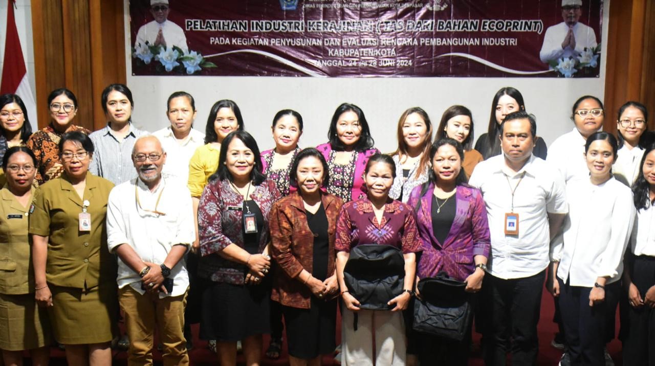 Pelatihan kerajinan ecoprint denpasar