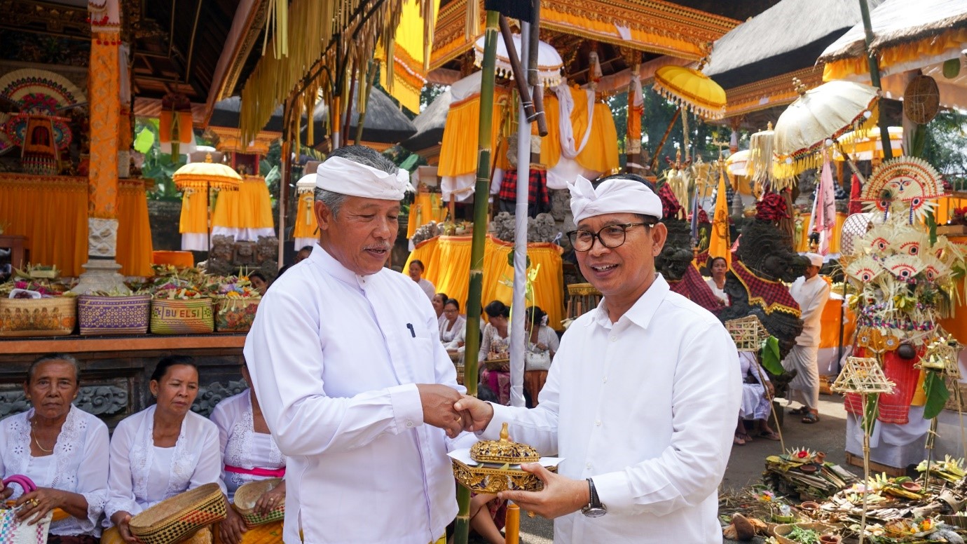 Sekda Adi Arnawa
