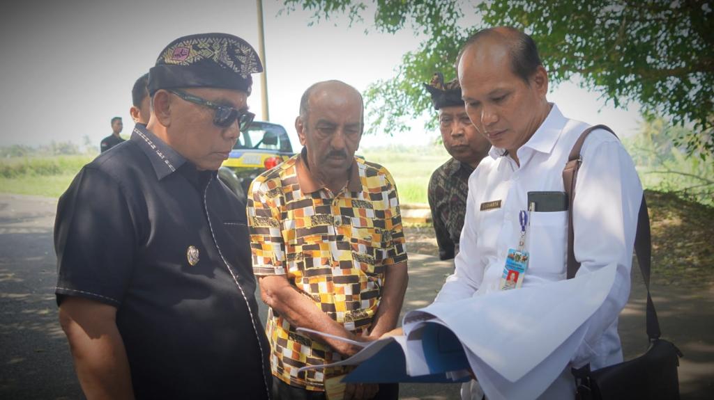 pembangunan jalan rambut siwi