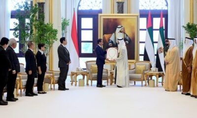 presiden jokowi terima Order of Zayed