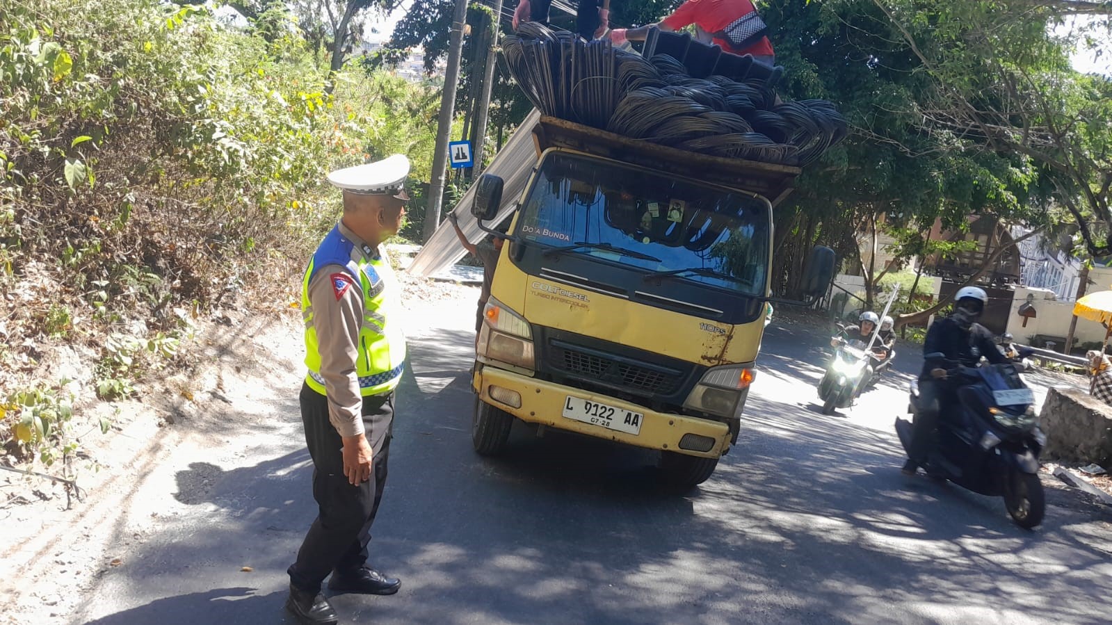 truk mogok di goa gong